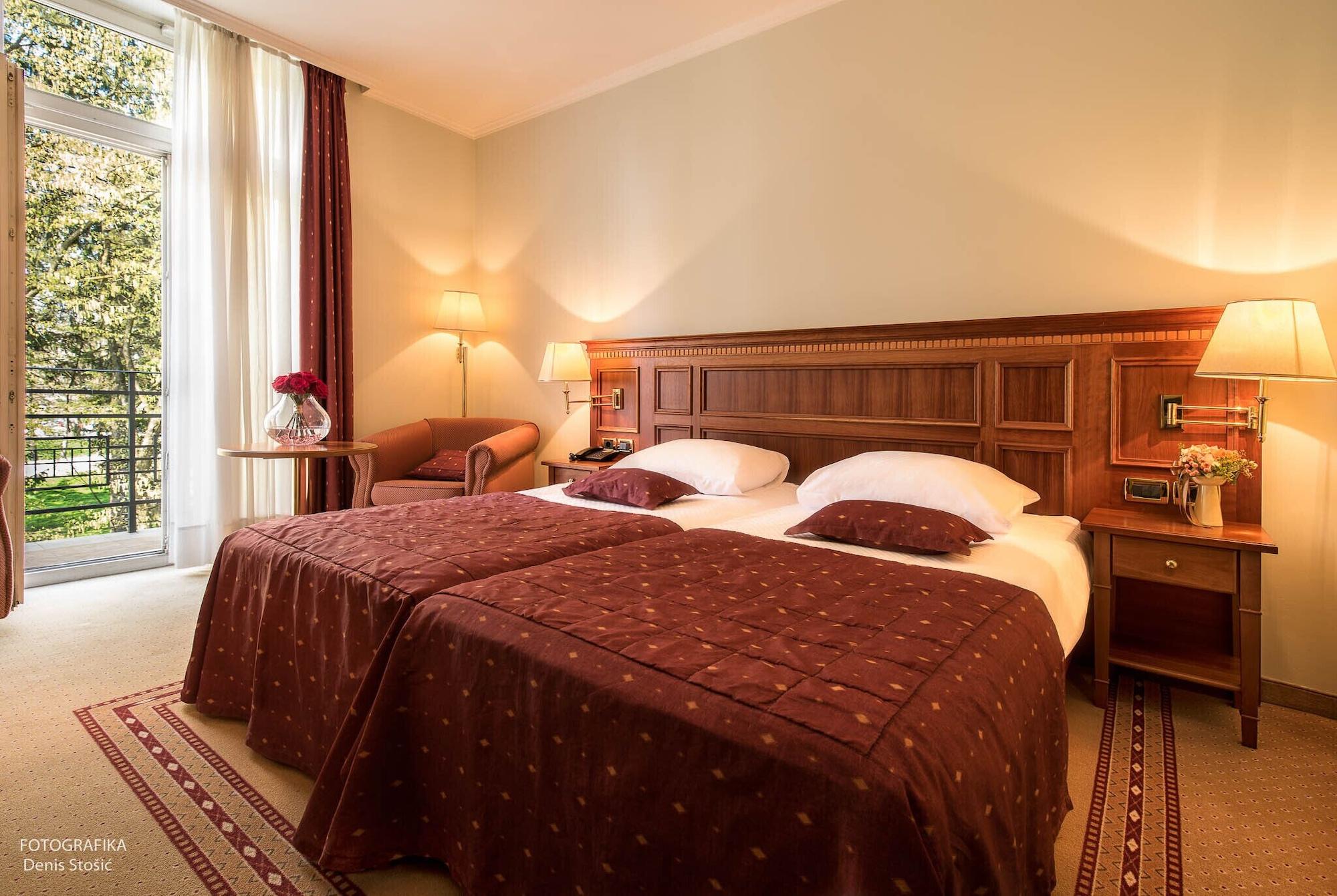 Boutique Hotel Korana Srakovcic Károlyváros Kültér fotó