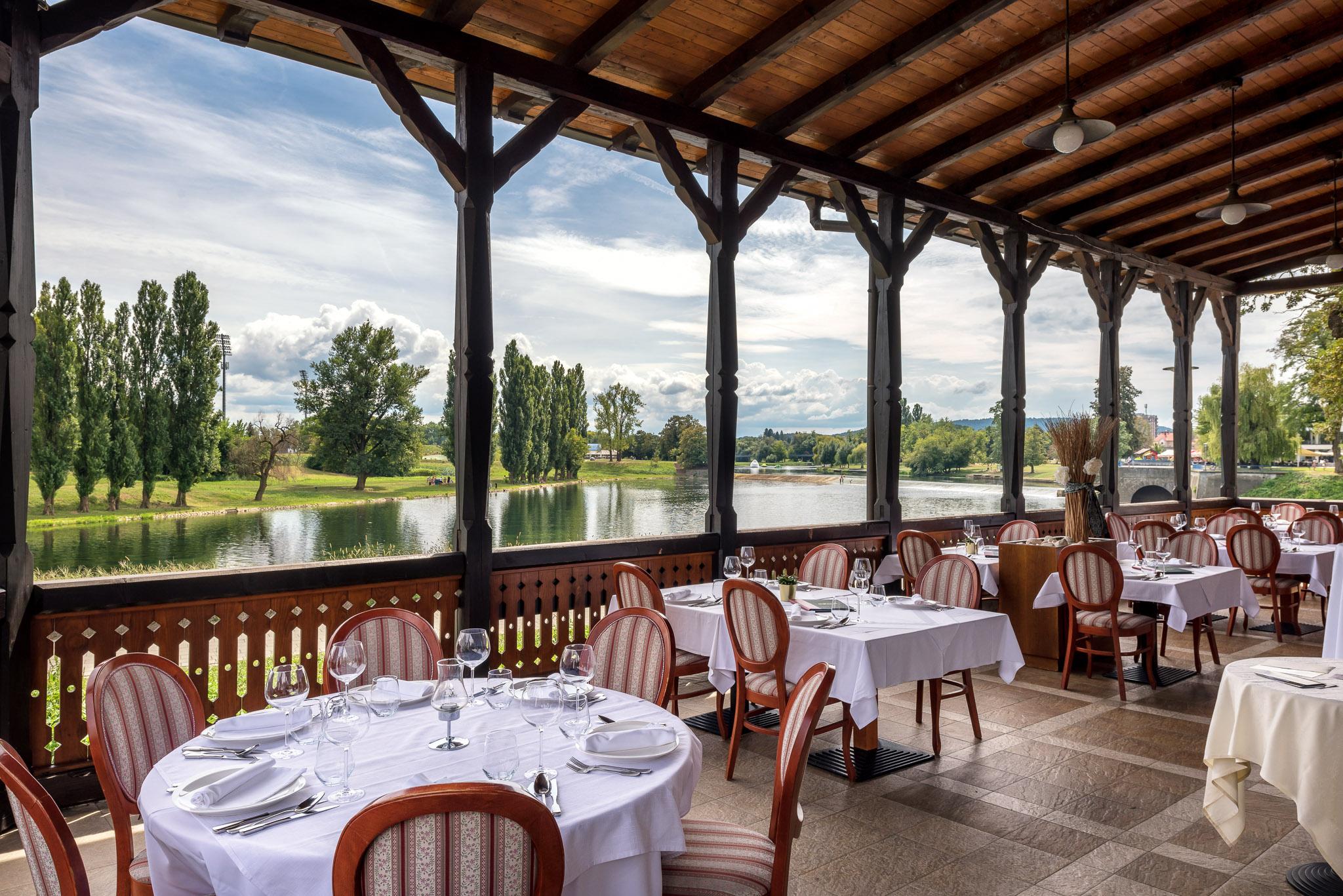Boutique Hotel Korana Srakovcic Károlyváros Kültér fotó