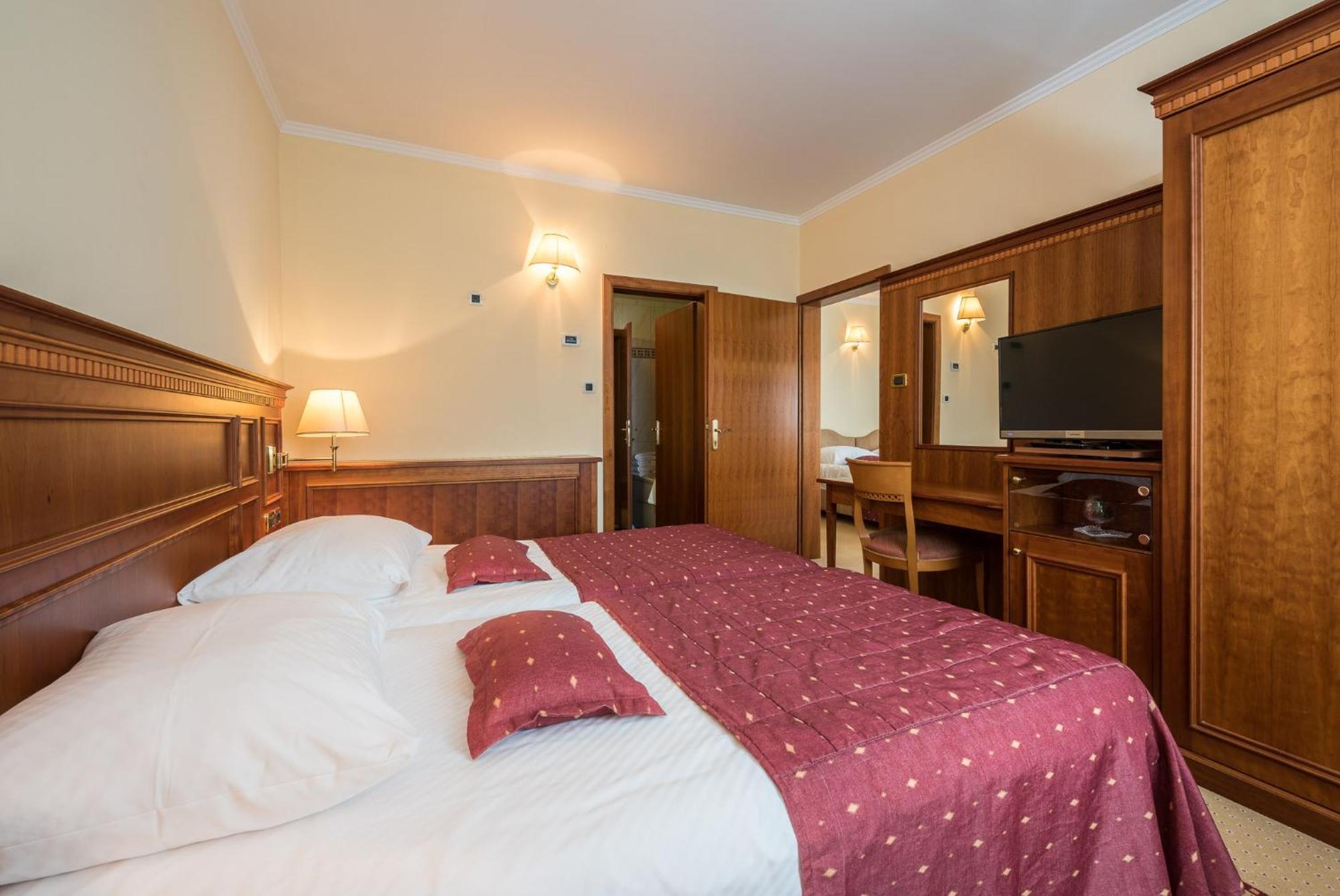 Boutique Hotel Korana Srakovcic Károlyváros Kültér fotó