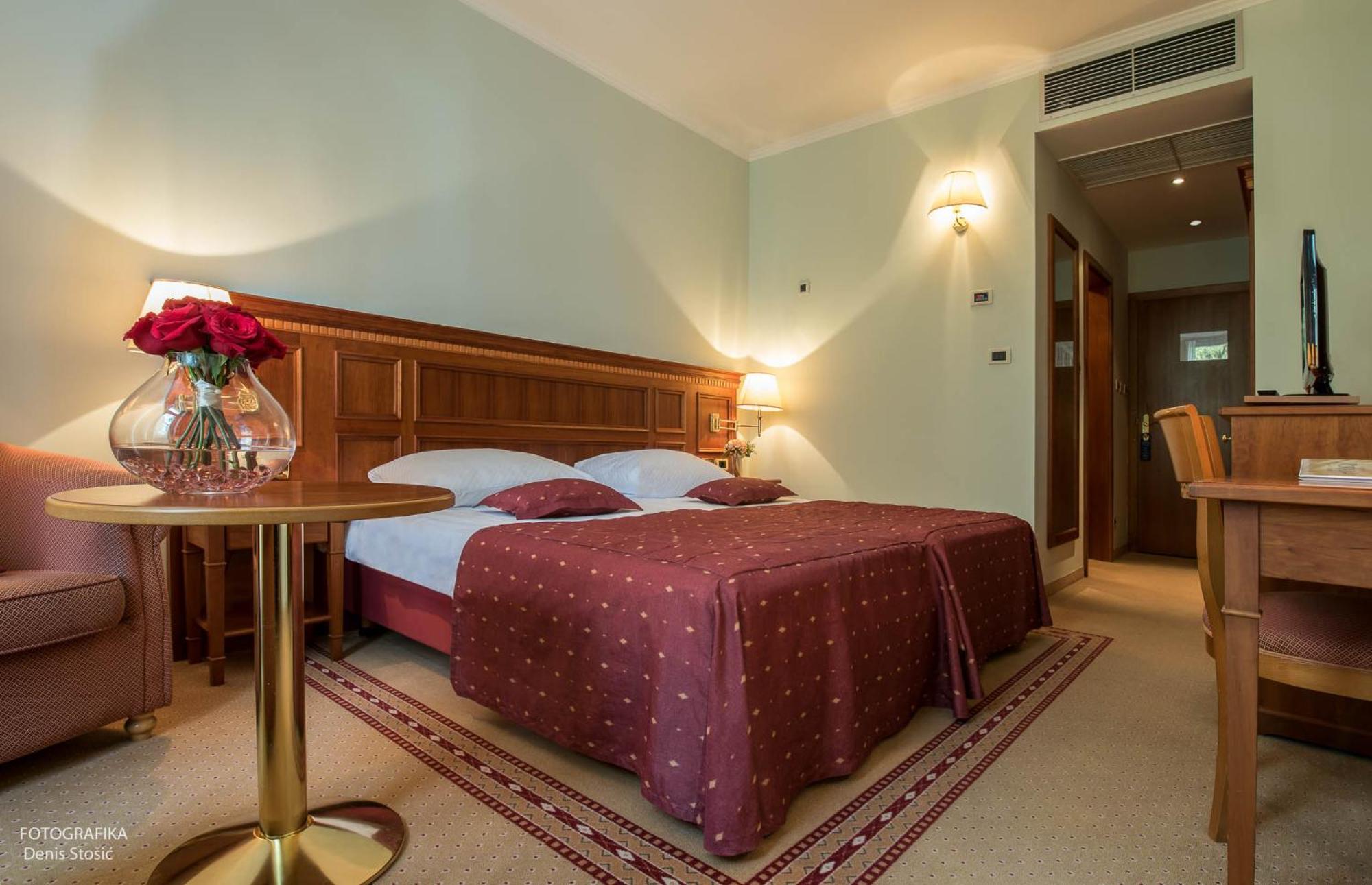 Boutique Hotel Korana Srakovcic Károlyváros Szoba fotó