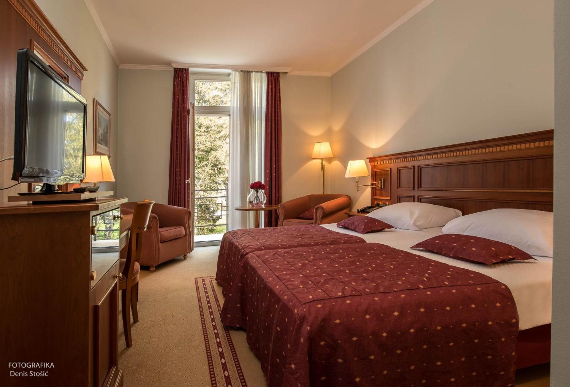 Boutique Hotel Korana Srakovcic Károlyváros Szoba fotó