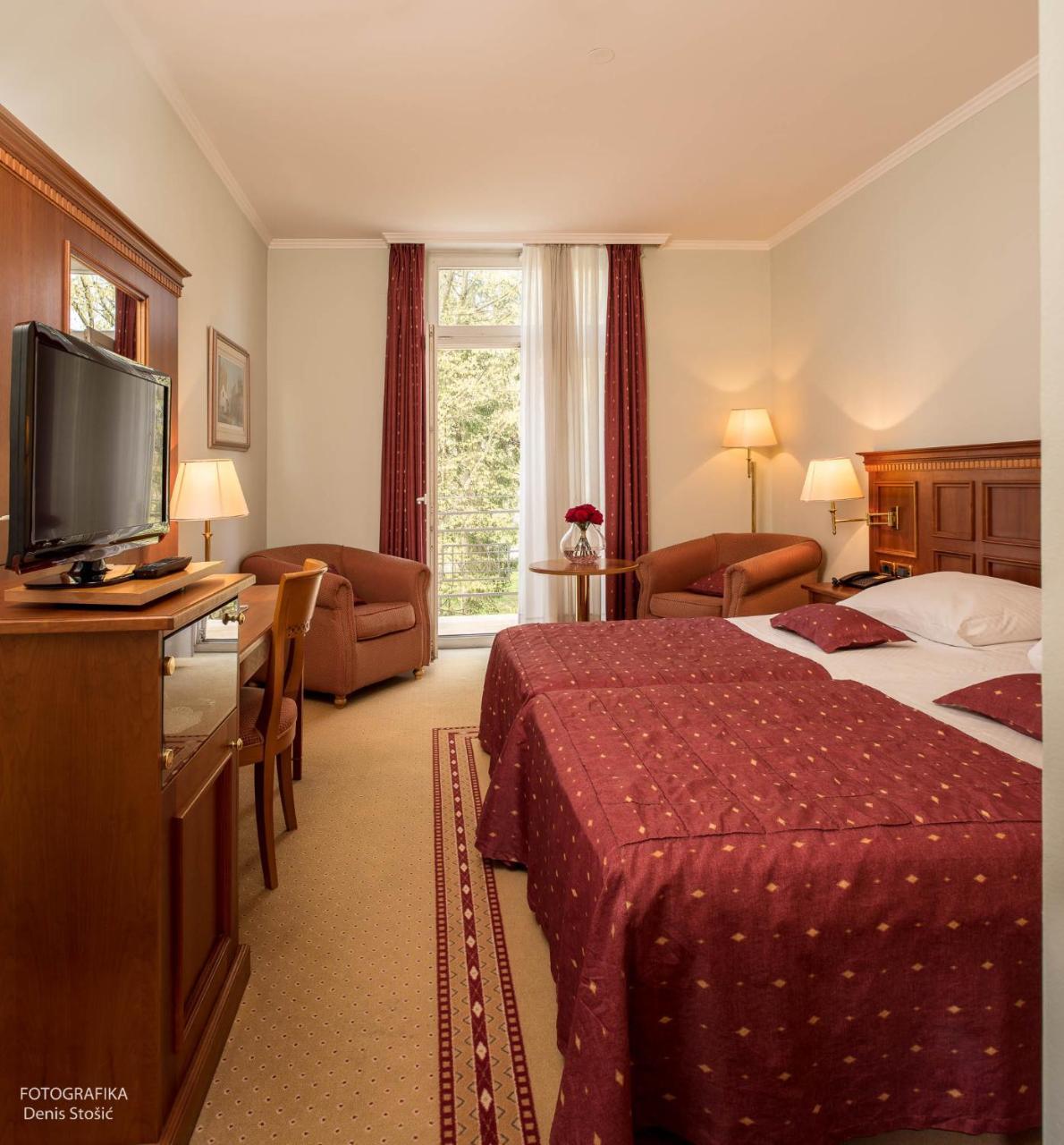 Boutique Hotel Korana Srakovcic Károlyváros Kültér fotó